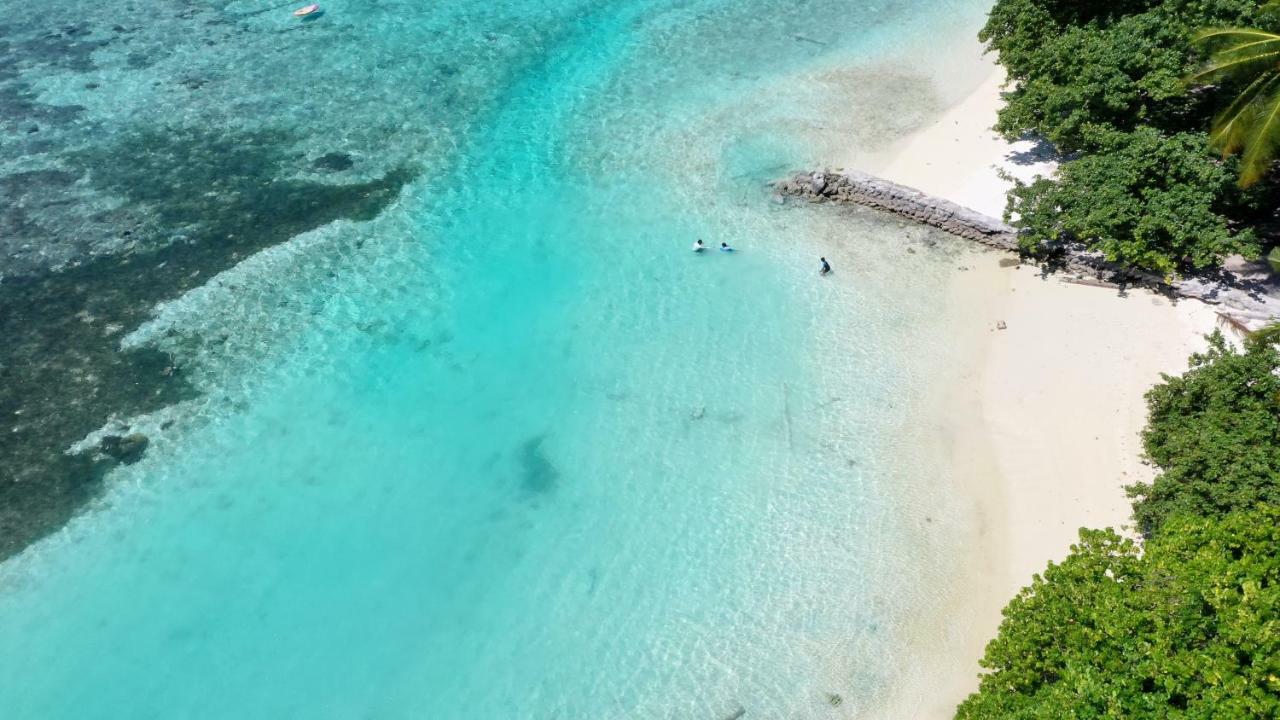 Nalaveshi Inn Huraa Exterior photo