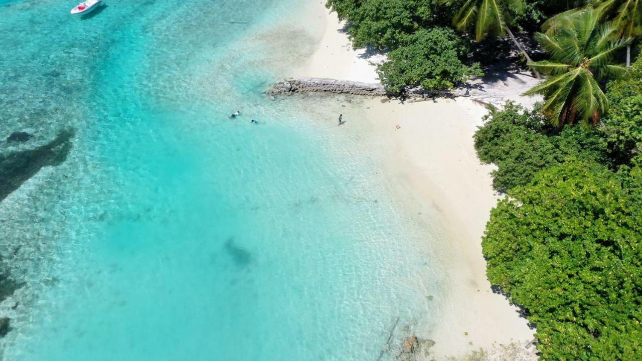 Nalaveshi Inn Huraa Exterior photo